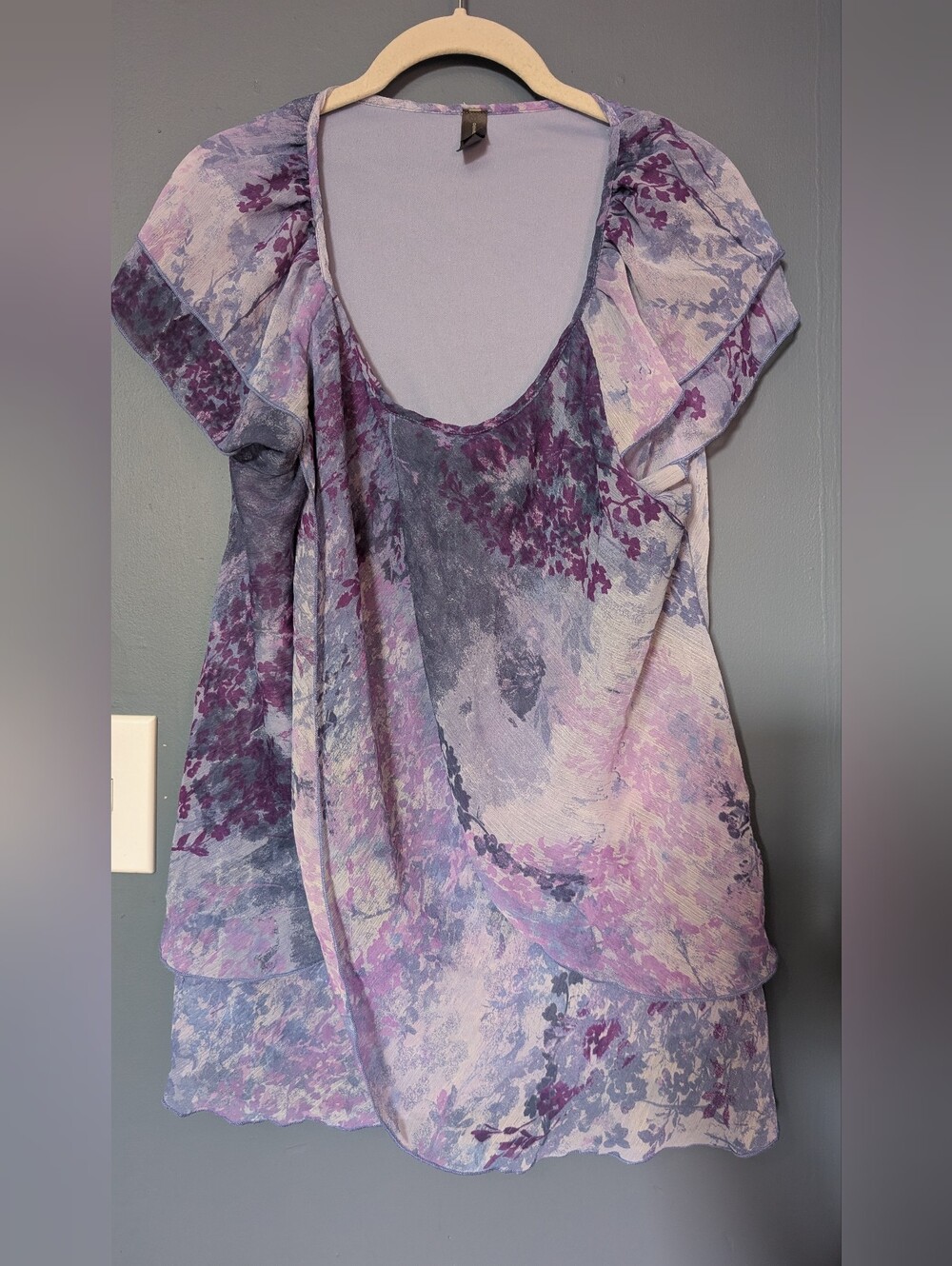 Denver Hayes Floral Ruffle-Sleeve Top large *E9